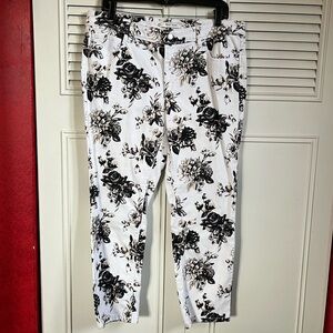 White House Black Market Straight Leg White and Floral Ankle Jeans Sz 12